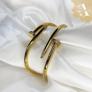 Nail Braclet